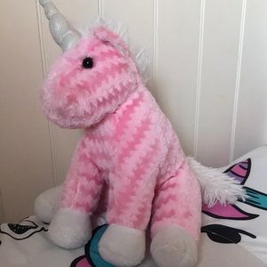 Meet your Posher, Lilian